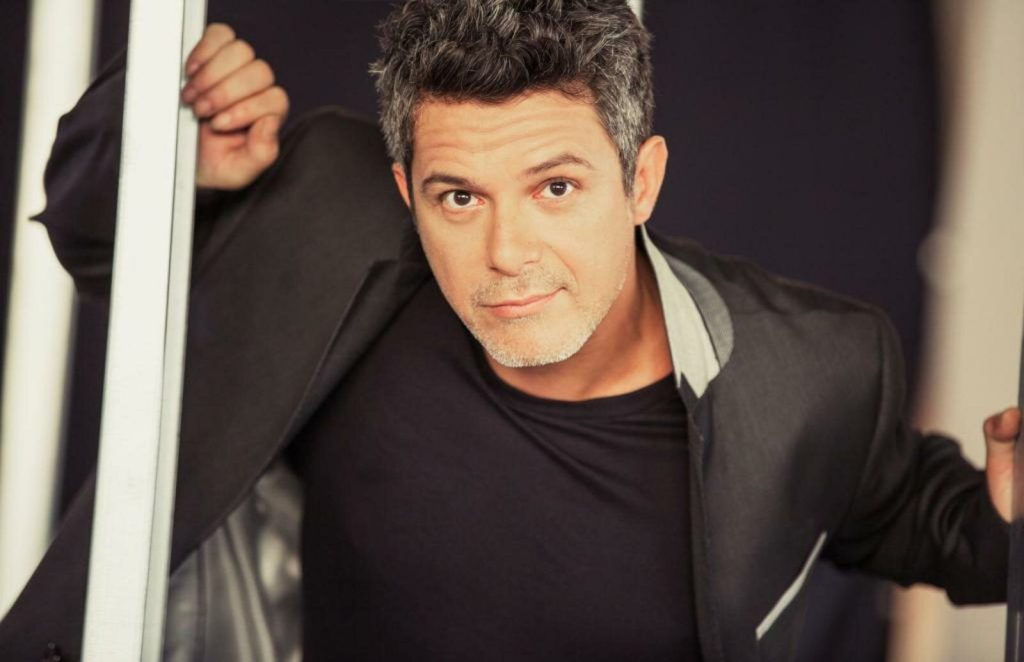 Alejandro Sanz llega a Cancún