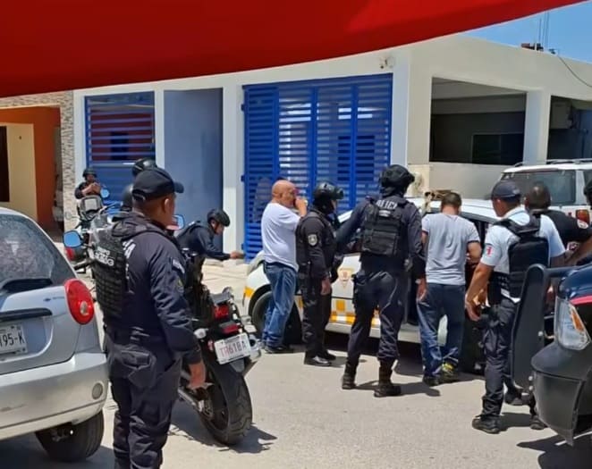 Taxista acusado como cómplice de robo de 50,000 pesos