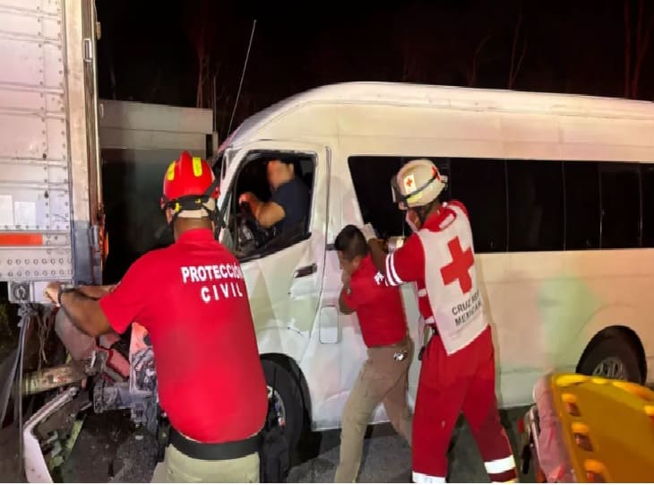 Tulum Bomberos Free Free Felipe Carrillo Puerto Puerto de la carretera del vehículo destrozado