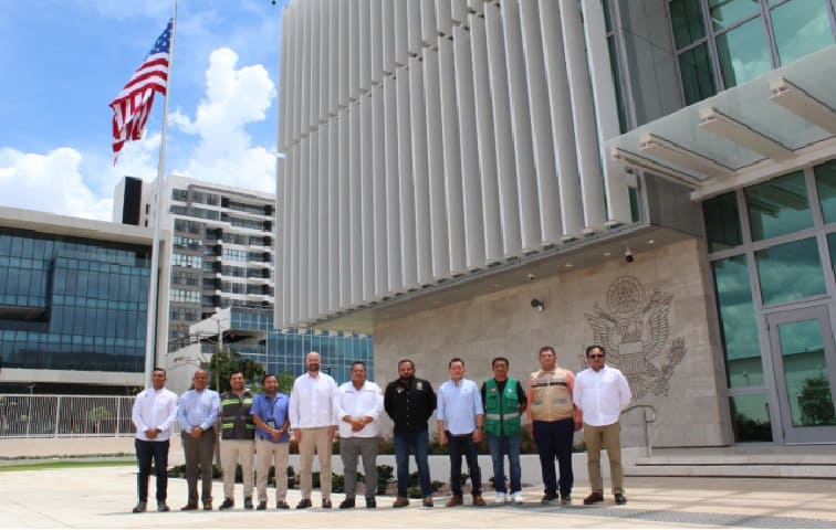Las autoridades estatales se reúnen con el Consulado de los Estados Unidos para discutir la protección de los turistas estadounidenses durante la próxima temporada de huracanes