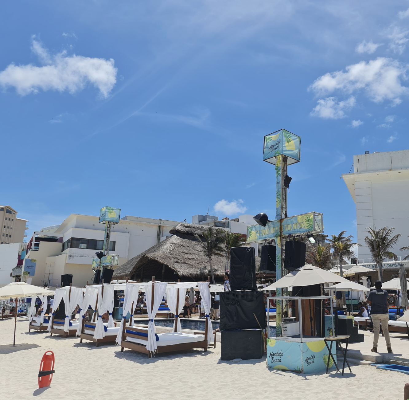 Camas para el día del club de playa