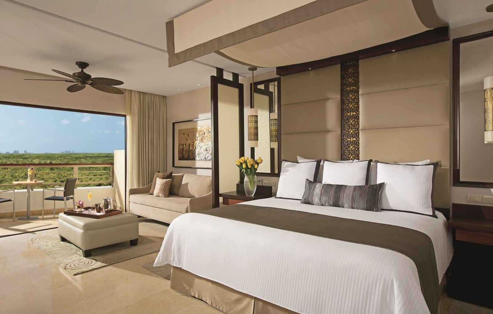 Habitación Secrets Playa Mujeres