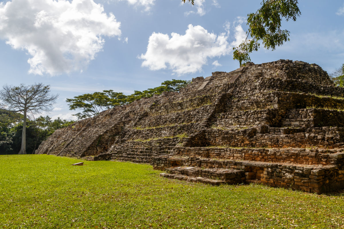 Ruinas de la ciudad maya prehispánica Pomona, Tabasco, México