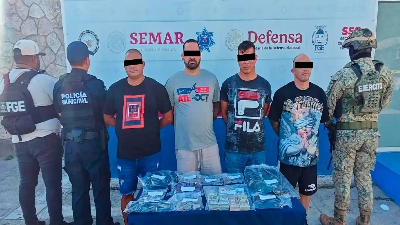 Cubanos encontrados con más de $75,000 durante redada en Cancún involucrados en cambio de moneda en el mercado negro