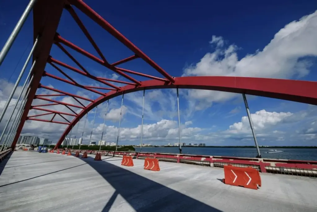 Presidente dice que en abril se inaugurará el nuevo puente Nichupté de Cancún