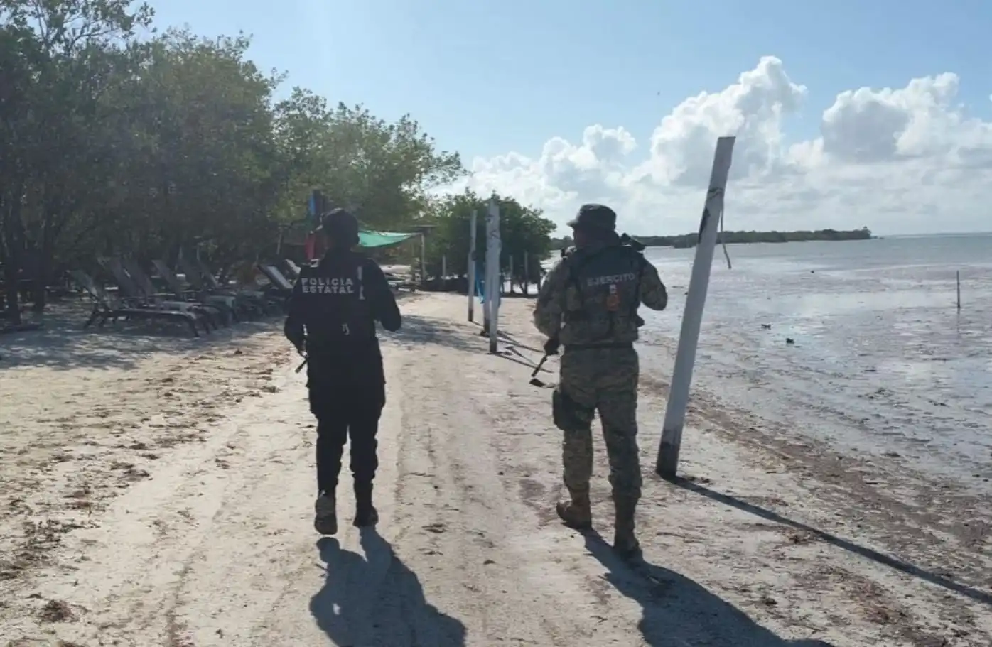 Los isleños denuncian el secuestro tras el descubrimiento del cuerpo de una mujer y del hombre recientemente desaparecido