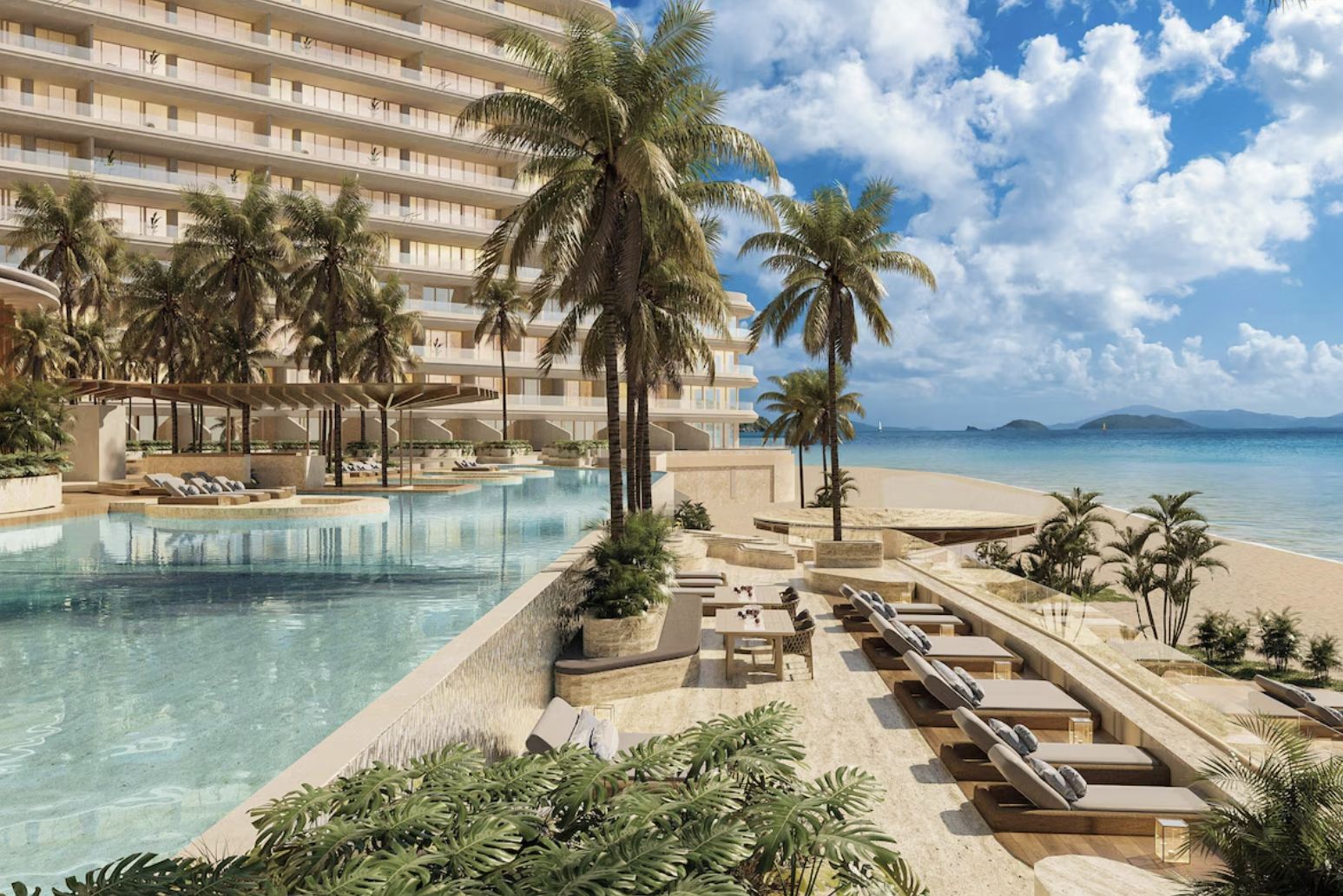 Piscina St Regis Costa Mujeres