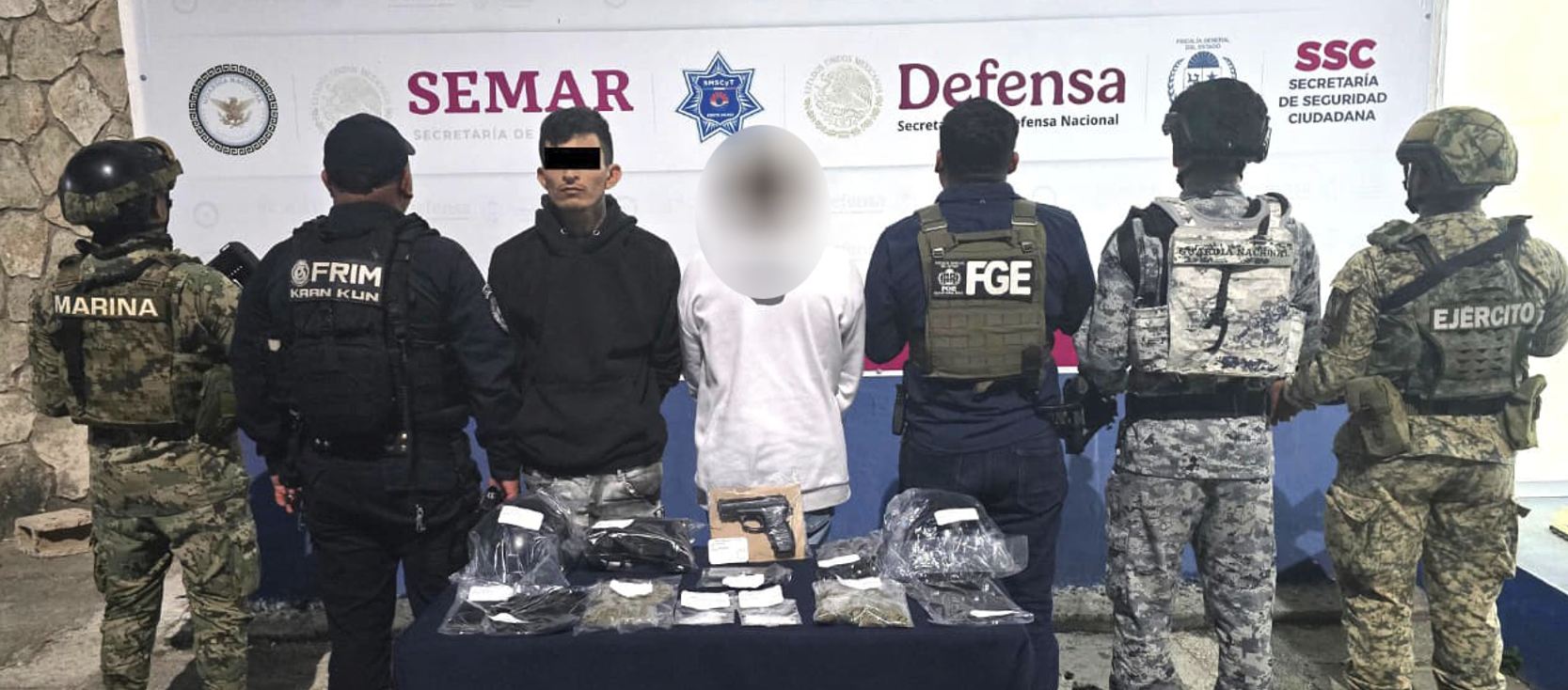 Capturados sospechosos de robo con la policía