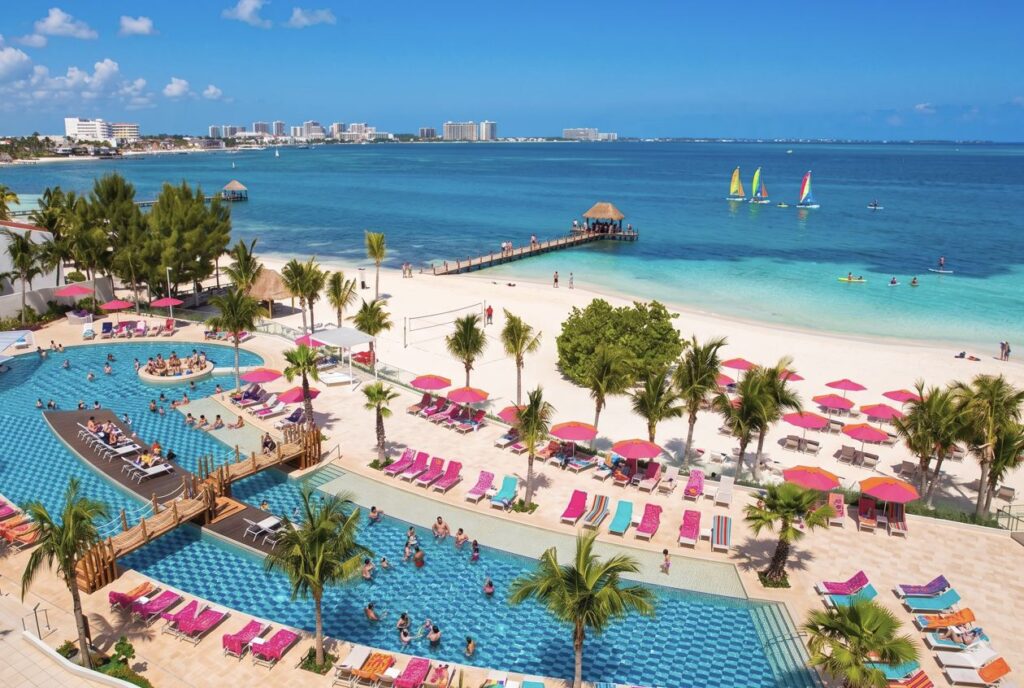 Estos son los 3 mejores resorts todo incluido en Cancún para viajeros solitarios en 2026