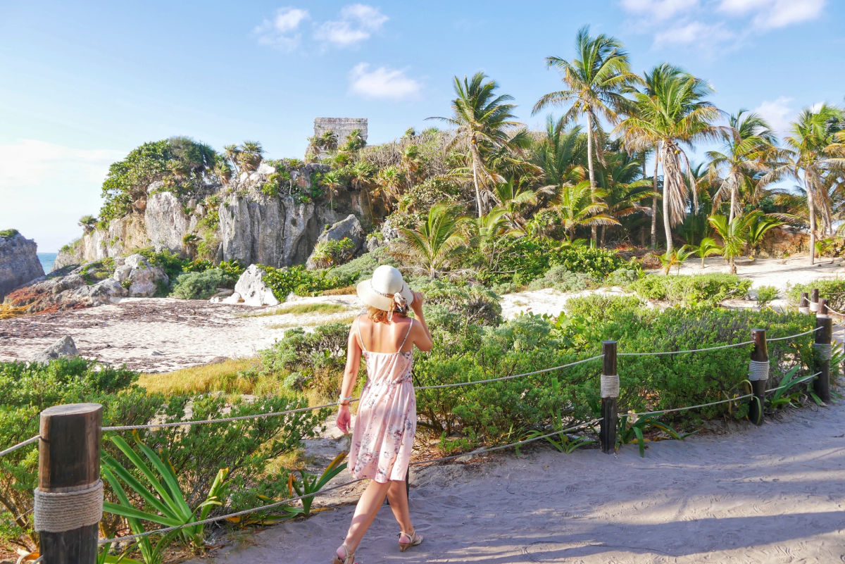 Por qué esta hermosa ciudad al sur de Cancún es perfecta para mujeres que viajan solas