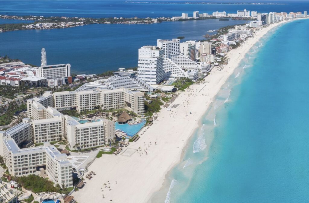 Las cosas van mal en su todo incluido en Cancún: aquí le explicamos cómo manejarlo