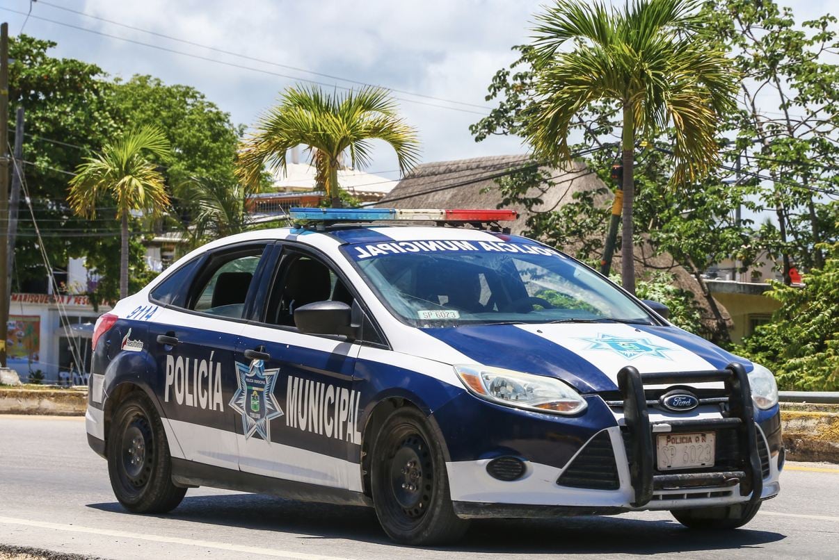 Policía
