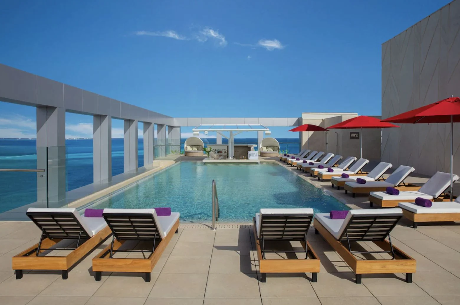 Piscina Breathless Cancún Soul Resort