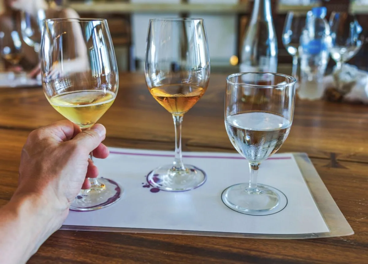 Copa-de-vino-en-cancun-resort-