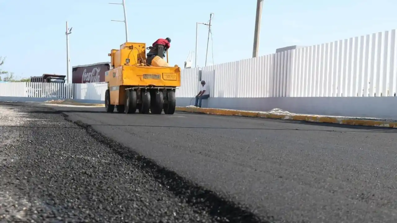 Comienza el proyecto de pavimentación de la concurrida ampliación de Rueda Medina en la isla