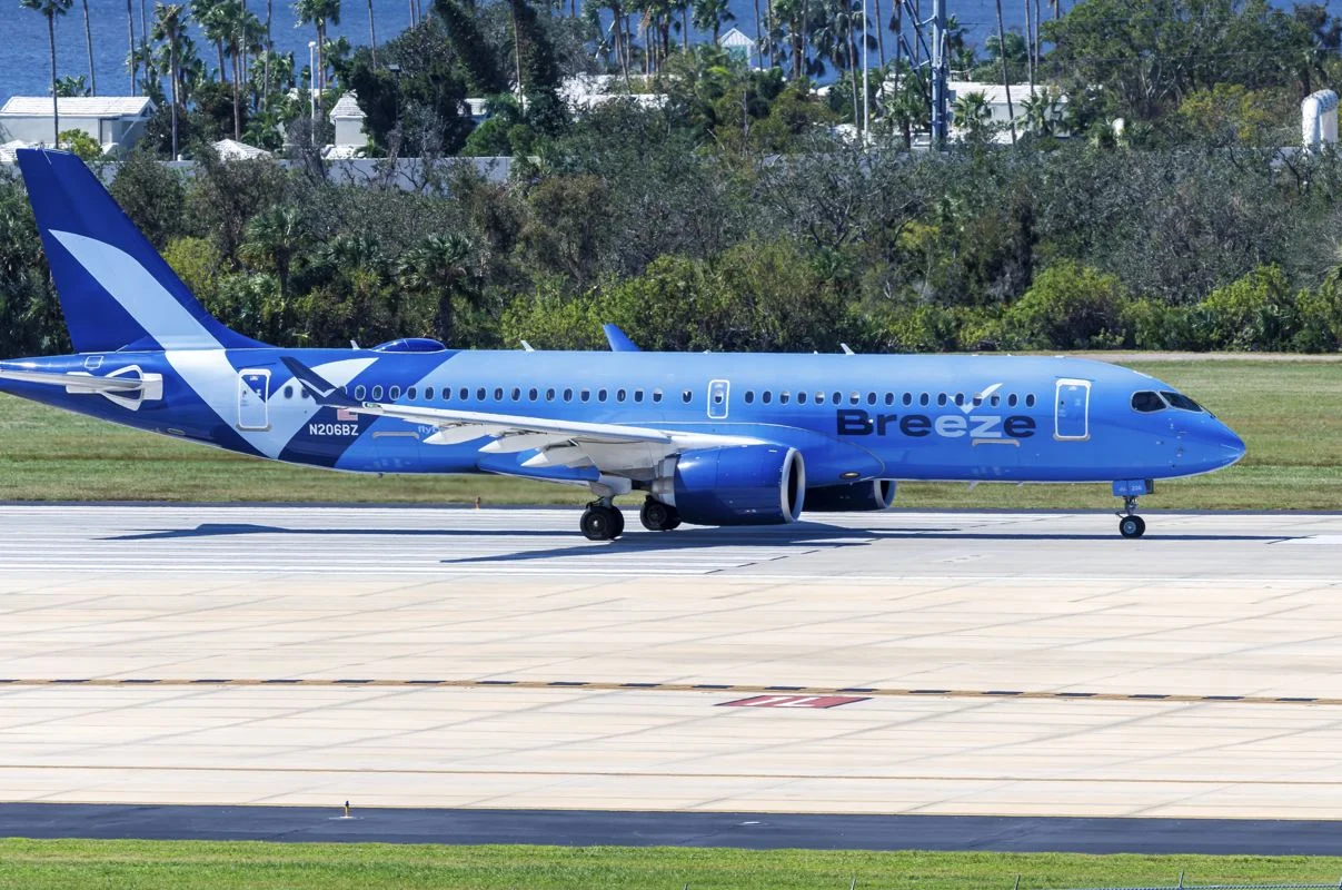 Breeze Airway lanza su primer vuelo internacional a Cancún el 17 de enero