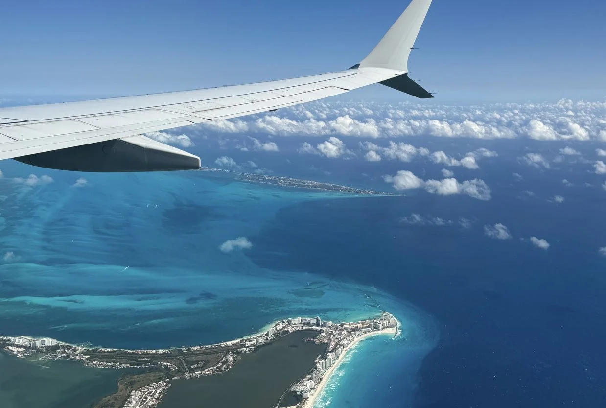 ¡Más de 650 vuelos por día en Cancún! 5 cosas para las que los viajeros deben estar preparados