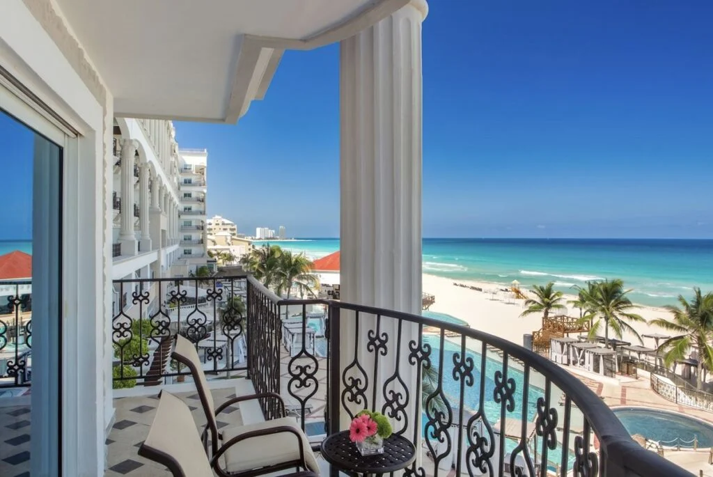 Estos son los 3 mejores resorts todo incluido solo para adultos en Cancún según Expedia en 2026