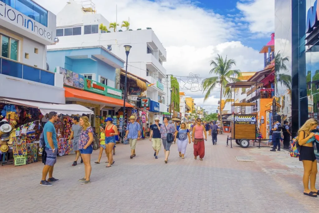 Viajeros informan aumento de “estafas en cenas” en restaurantes de Cancún y la Riviera Maya