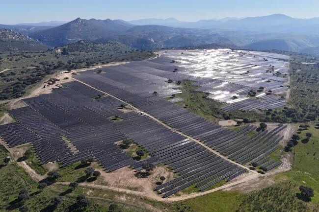 proyectos solares con almacenamiento en baterías en México