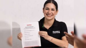 Estefanía Mercado se registra en Morena