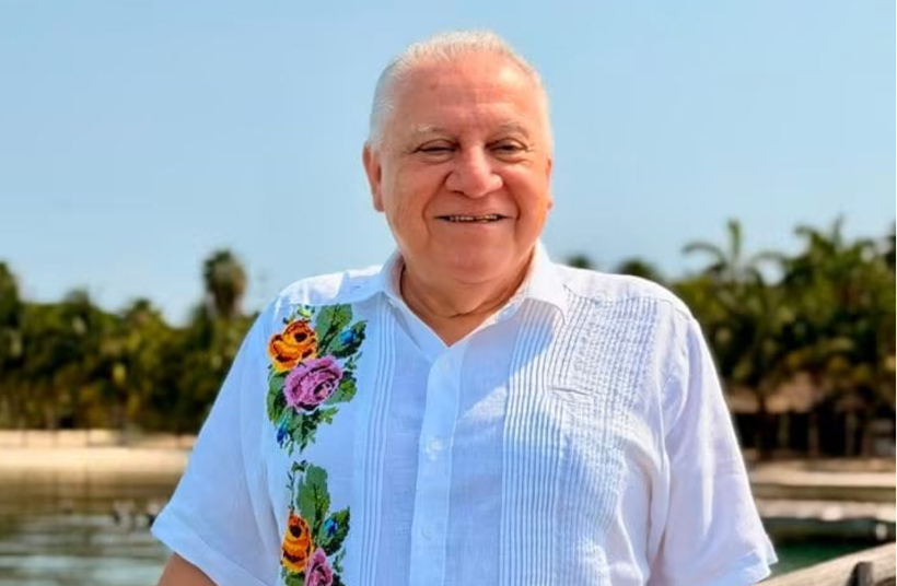 Rafael Marín Mollinedo en Cancún