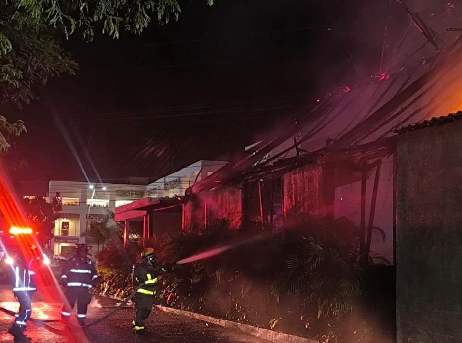 incendio en restaurante de Cancún