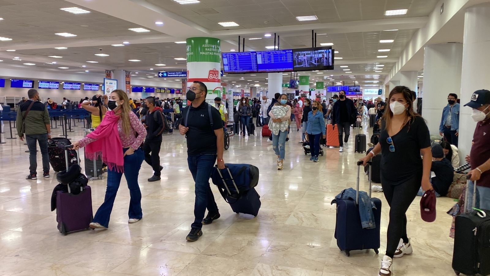 vuelos demorados en el Aeropuerto de Cancún